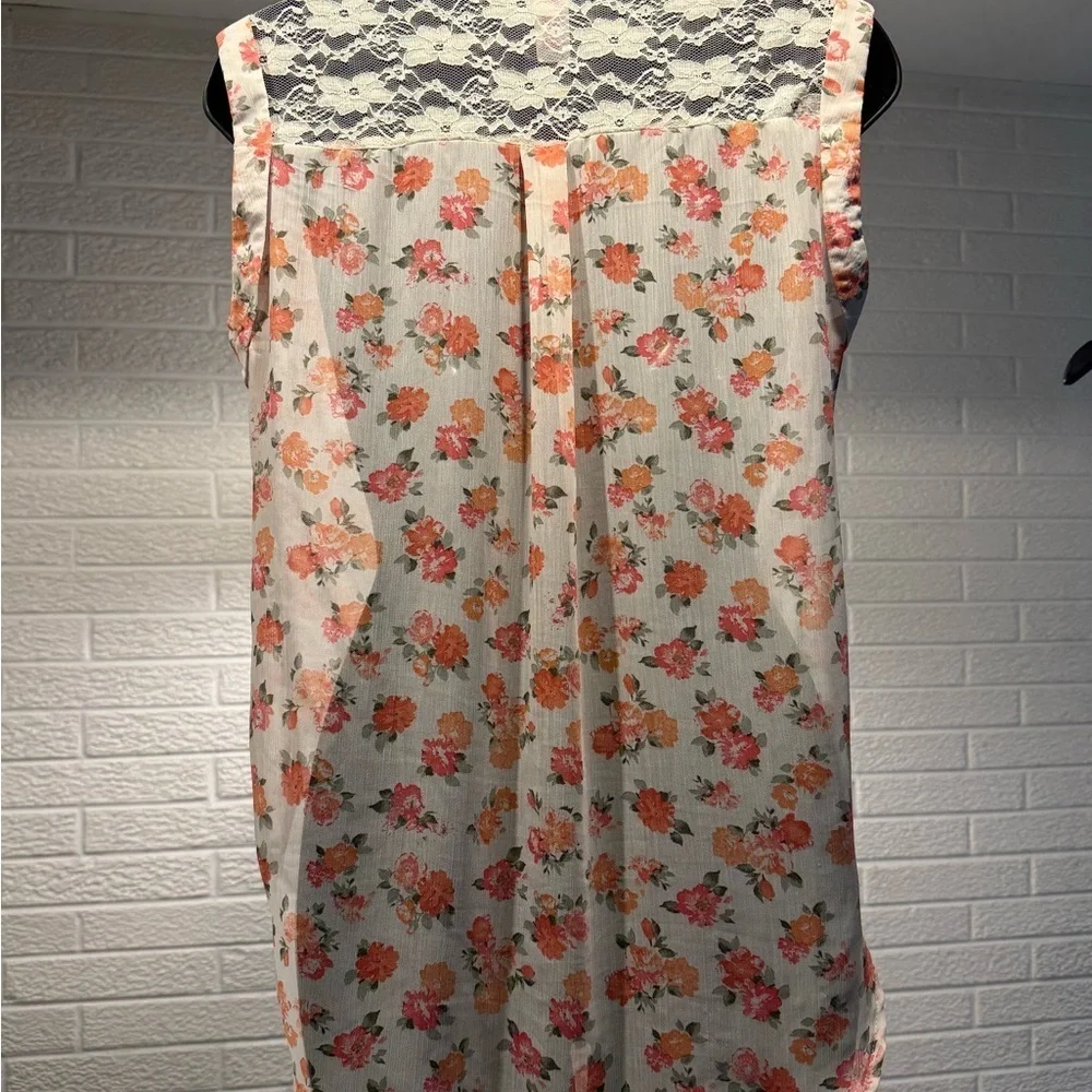 No Boundaries Floral Button-Down Blouse with Lace